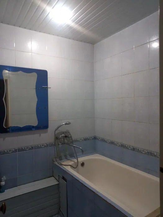 Срочно продаю 3-х комнатную квартиру на Сергели 4