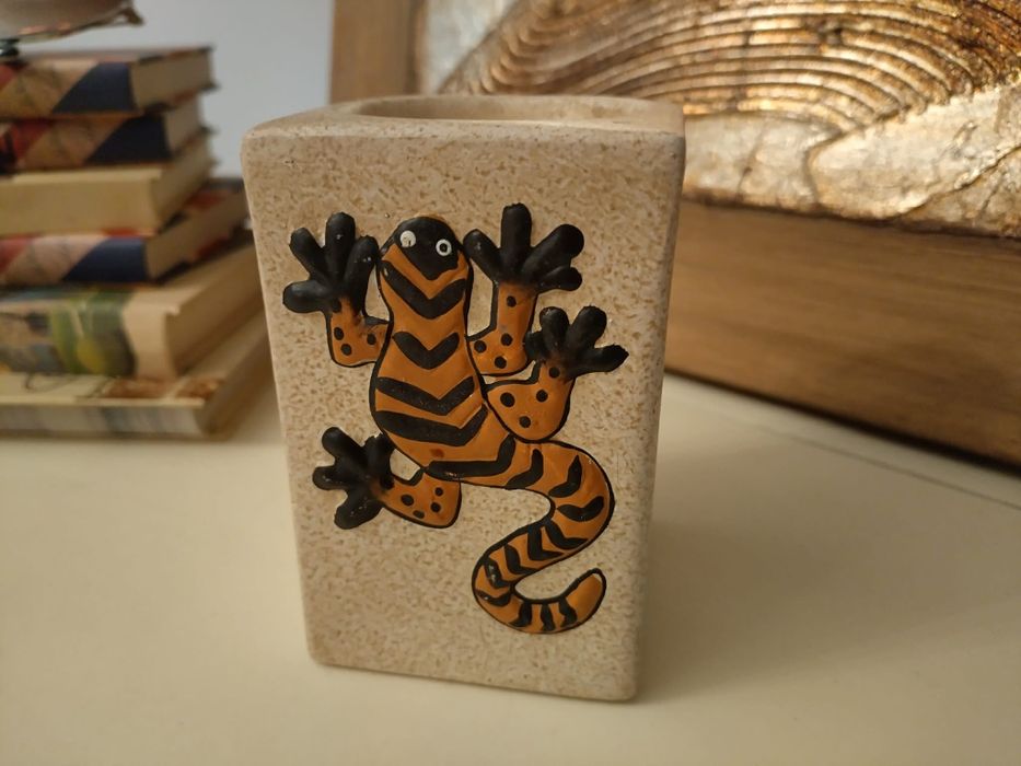 Керамичен свещник от Канарските острови