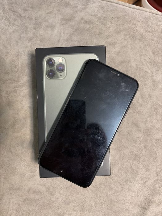 Продам айфон 11 про макс