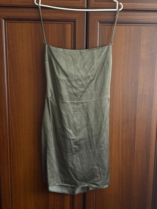 Rochie Zara cu spatele gol