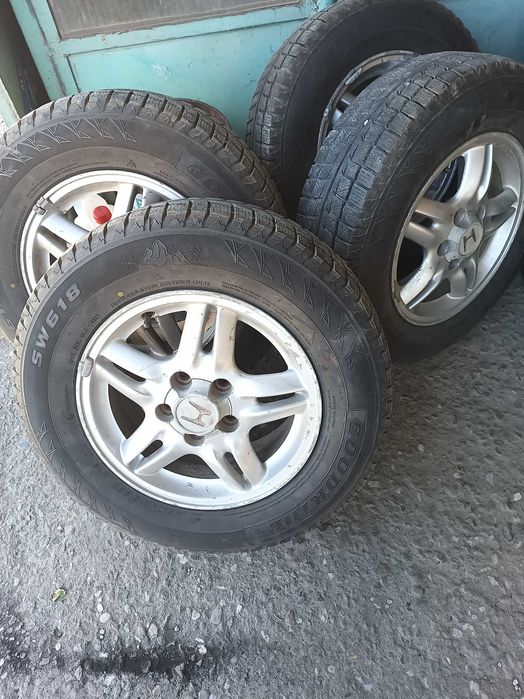 Оригинални алуминиеви джанти за Honda CR-V 1  15