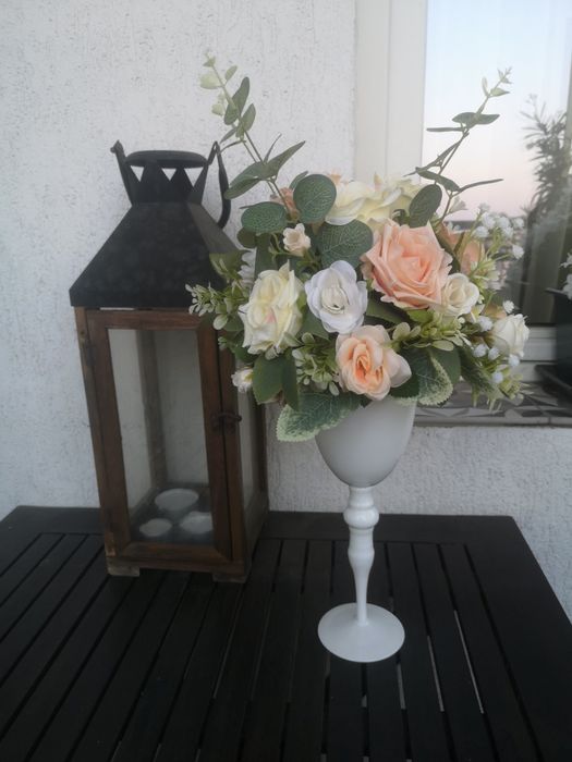 Аражировки изкуствени цветя