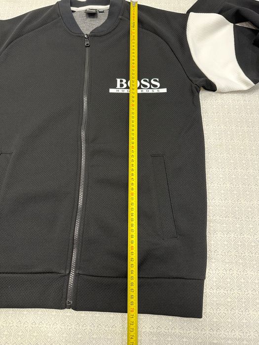 Boss анцуг комплект черен с бяло