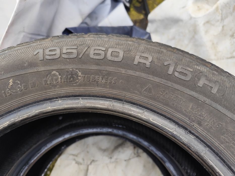 195 60 15 унироял 2 броя
