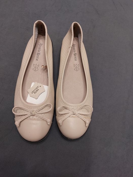 Продам туфли,кожа, на узкую ножку