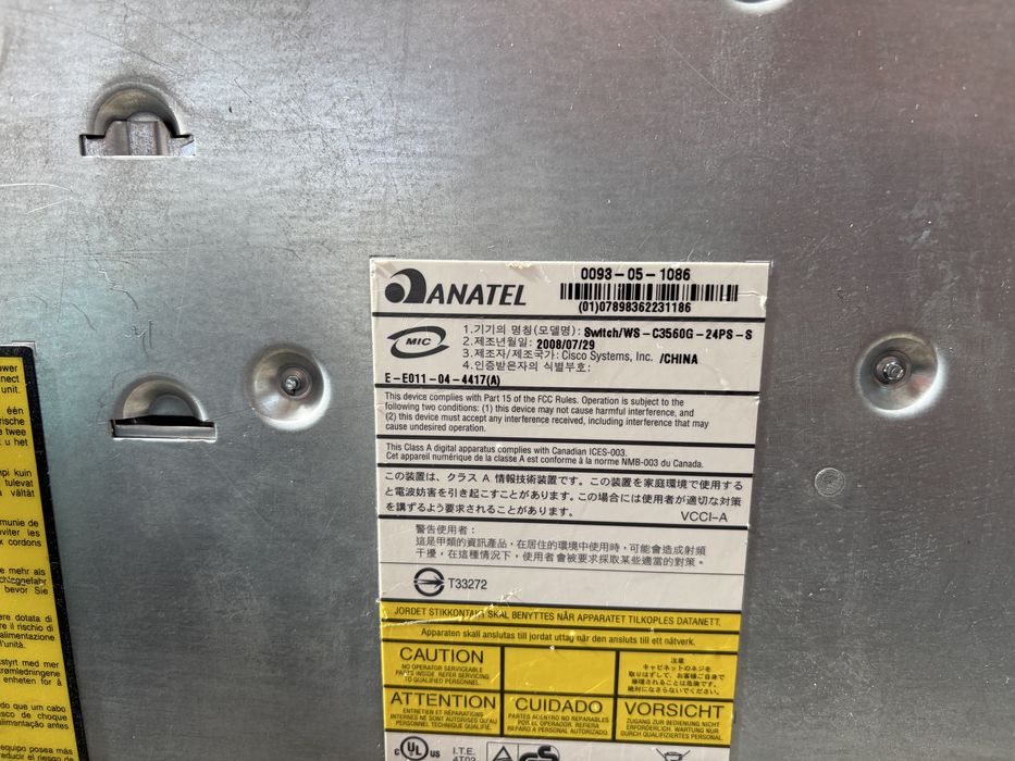 Switch Cisco Catalyst 3560G 24 porturi gigabit PoE 370W