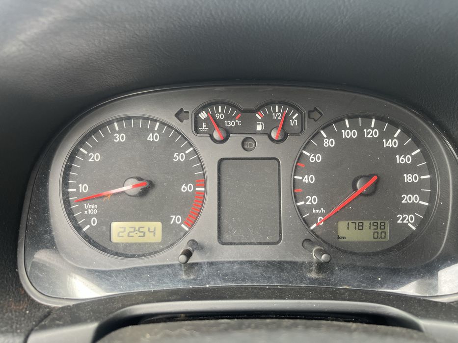 Volkswagen Golf 4