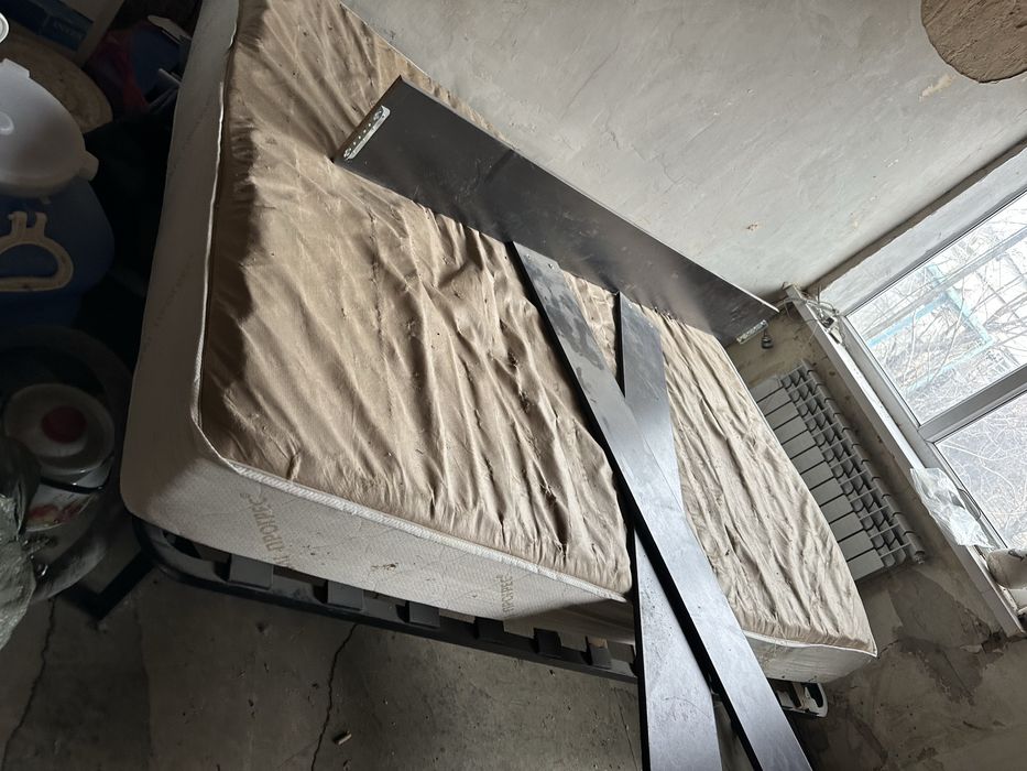 Кровать 2х спальная б/у