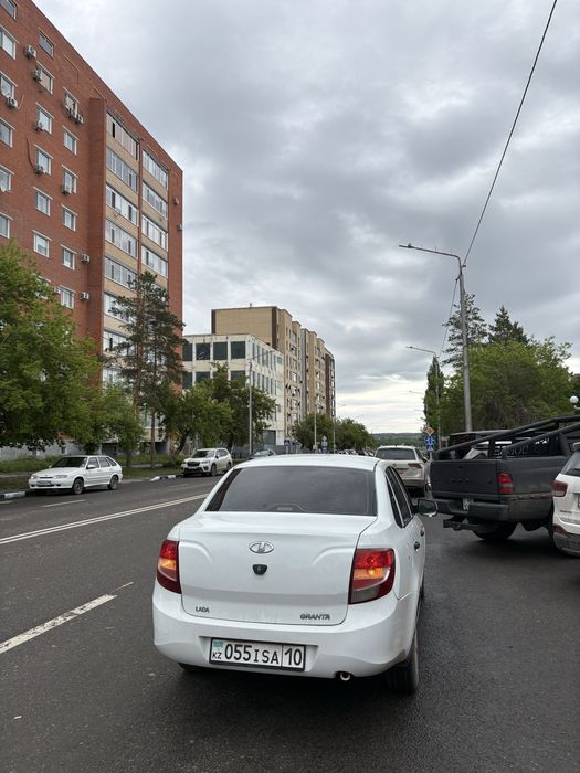 Lada granta 2013