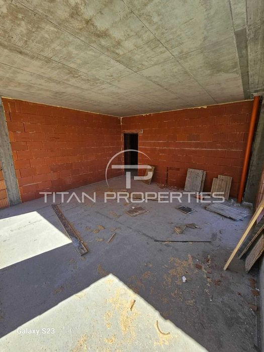 Тристаен апартамент Кършияка