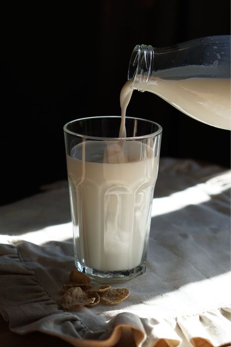 Молоко домашнее