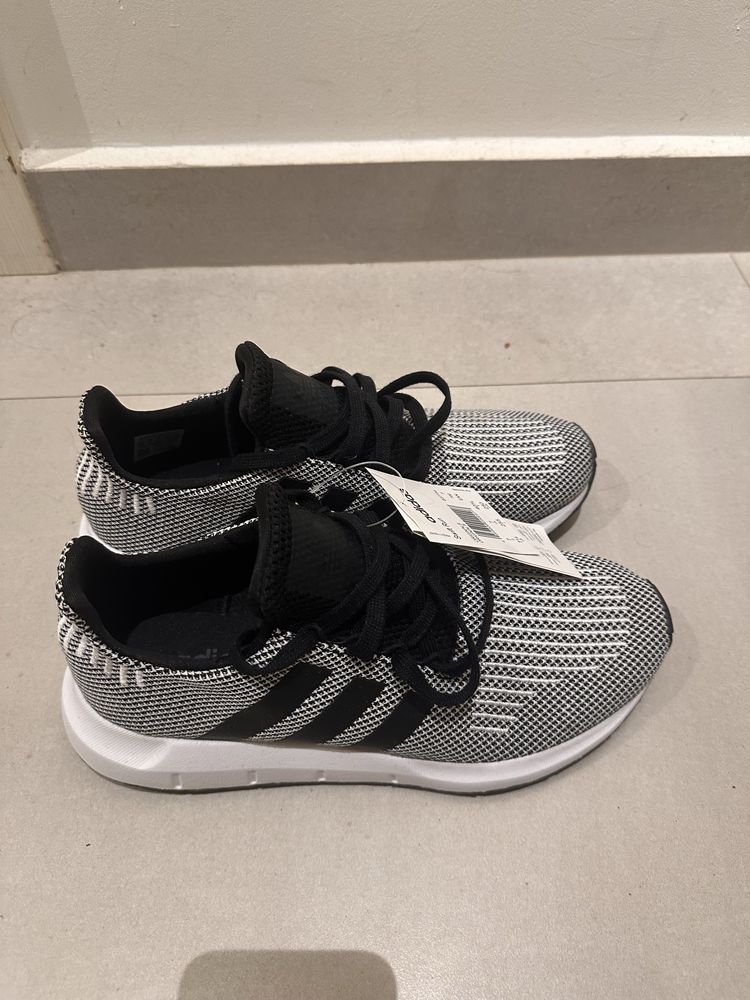 Adidas swift run b37734 clearance
