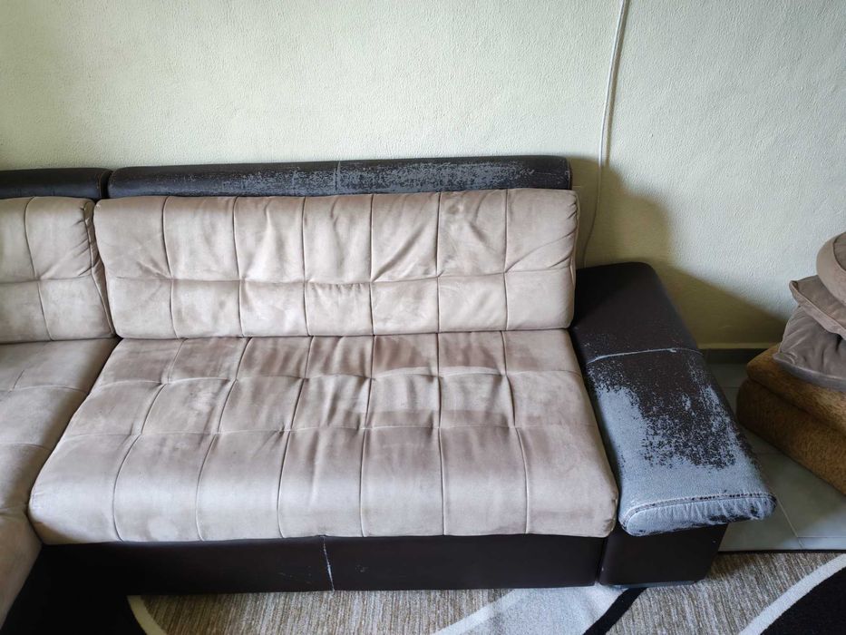 Разтегателен диван с ракла