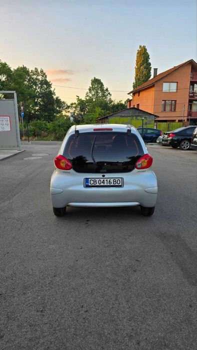 тойота айго - първи собственик за българия