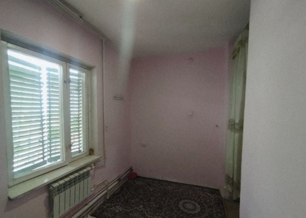Srochno Kvartira sotiladi  uy egasidan 1*2/8/9