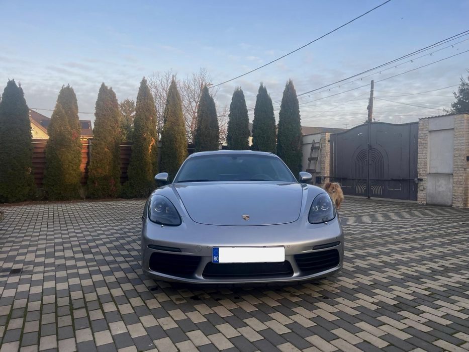 Porsche 718 Cayman