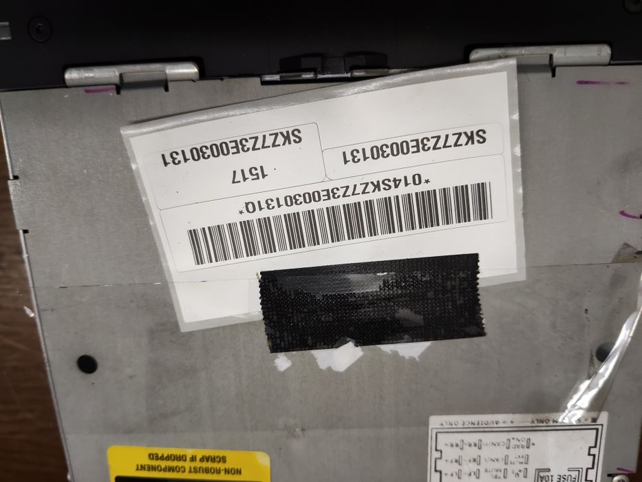 Cd player original radio Skoda Octavia 2 cu cod