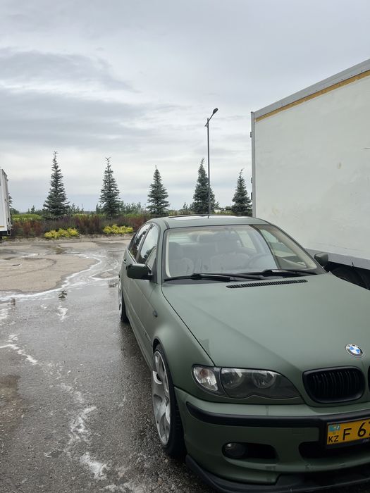 Продам Бмв е46 1998 года