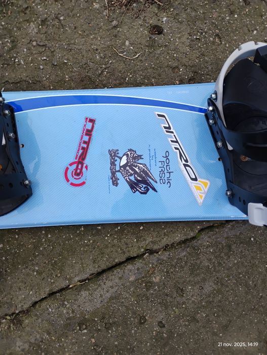 Vând placa snowboard