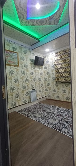Kvartira sotiladi.
