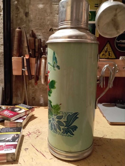 Винтидж  термос от Китай