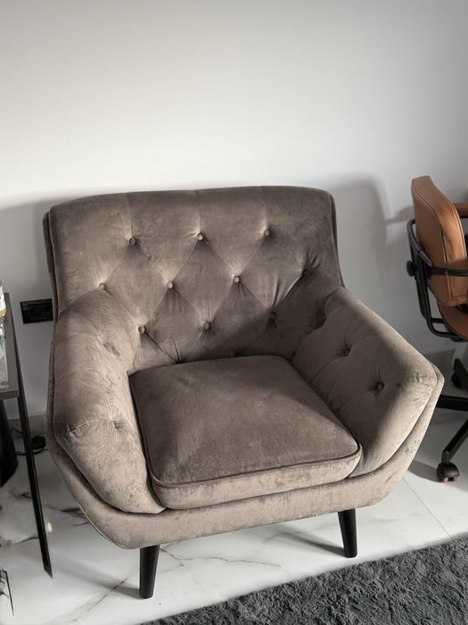 Fotoliu Chesterfield gri