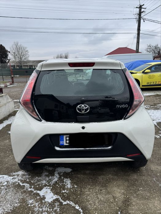 bara spate lampa stop armatura Toyota Aygo 2015-2022