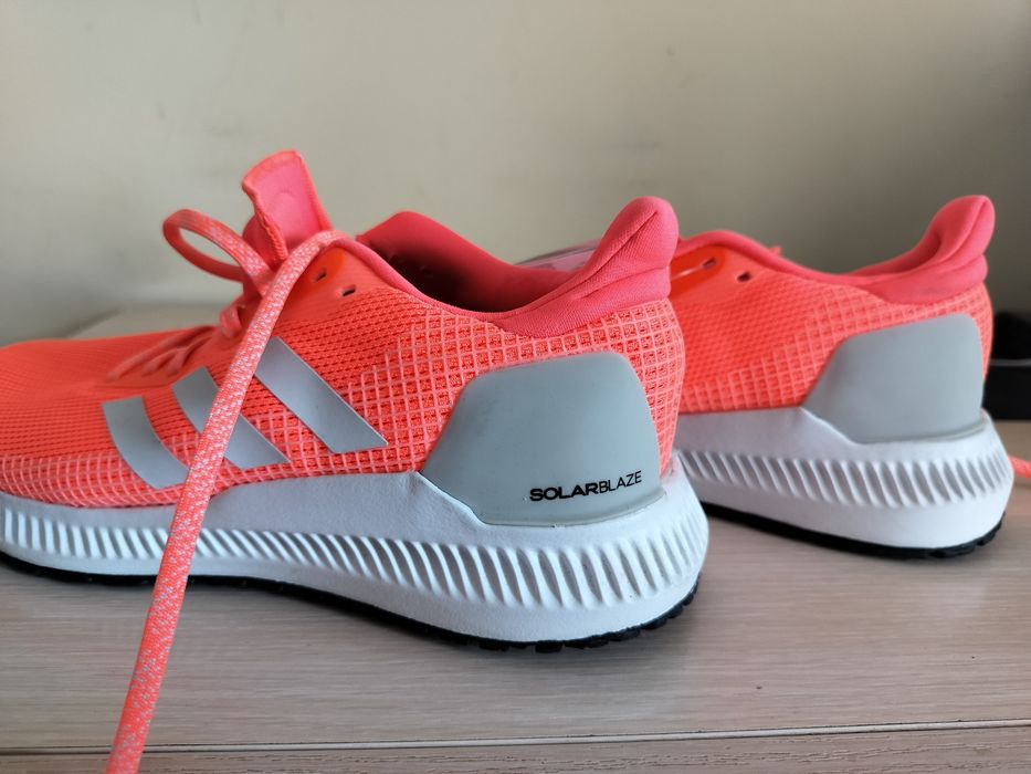 Дамски маратонки Adidas SolarBlaze
