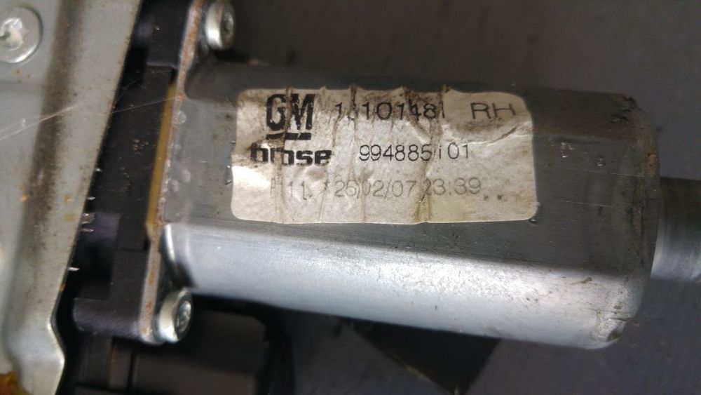 macara cu motoras dreapta fata opel astra h 13101481