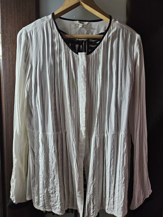 Продаётся женская одежда в идеальном состоянии