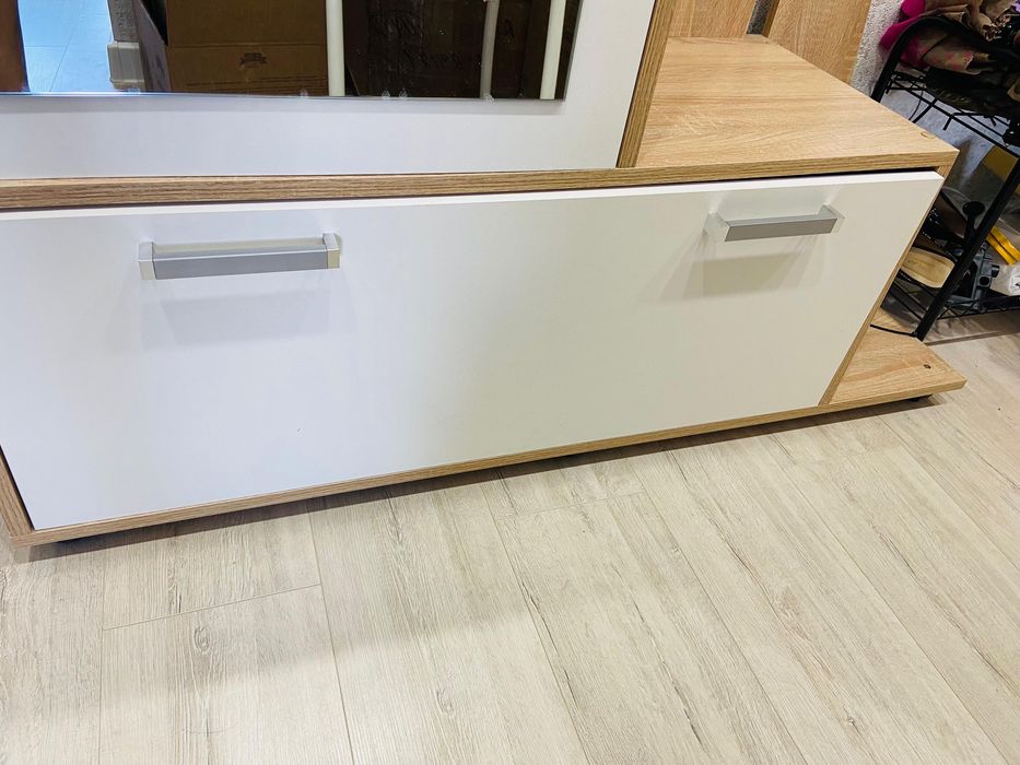 Шкаф для прихожей