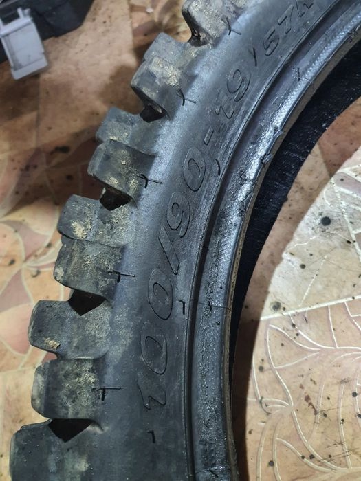 100 90 19 (dunlop bridgestone michelin pirelli) 110 90 19 cross enduro