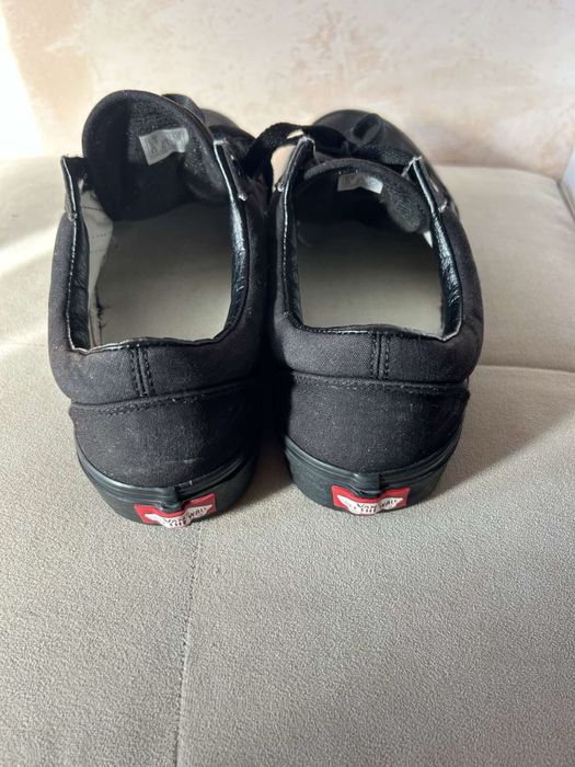 VANS черни обувки 43