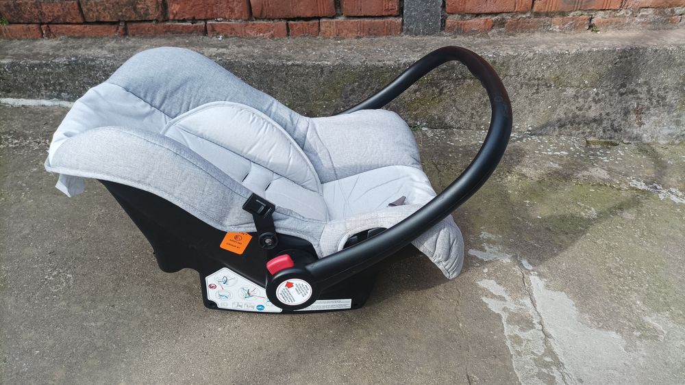 Бебешка Количка. .