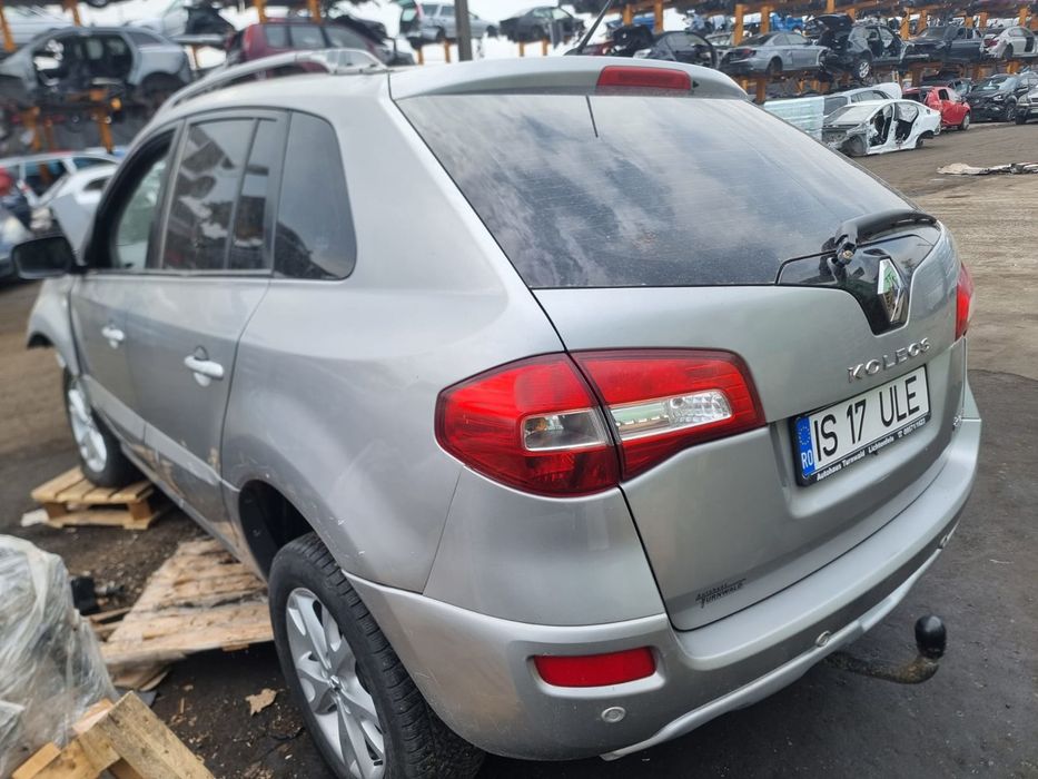 Dezmembrez Renault Koleos - 1 (2008 - 2011), 2.0 dci M9R832, manual, M9R832