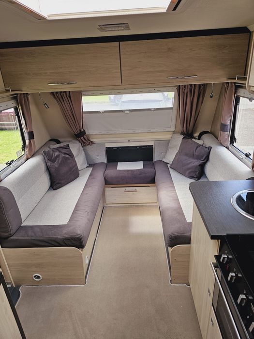 Caravelair Antares 480 – 2018 | Duș separat | Stare excelenta