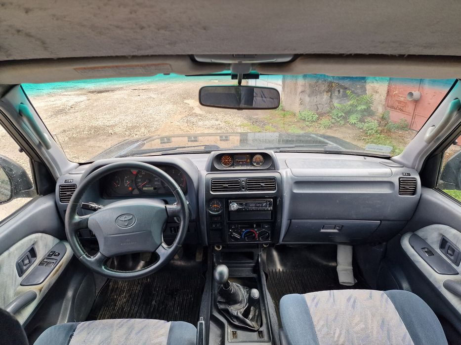 Dezmembrez Toyota Land Cruiser j90-J95