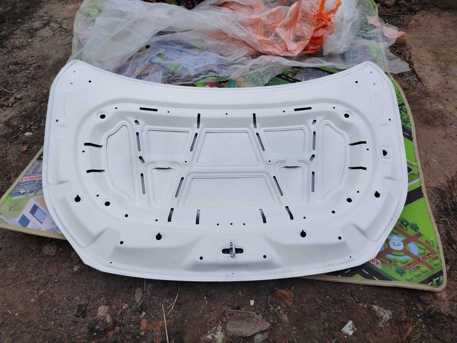 Капот Kia ceed  part number 66400-j7000