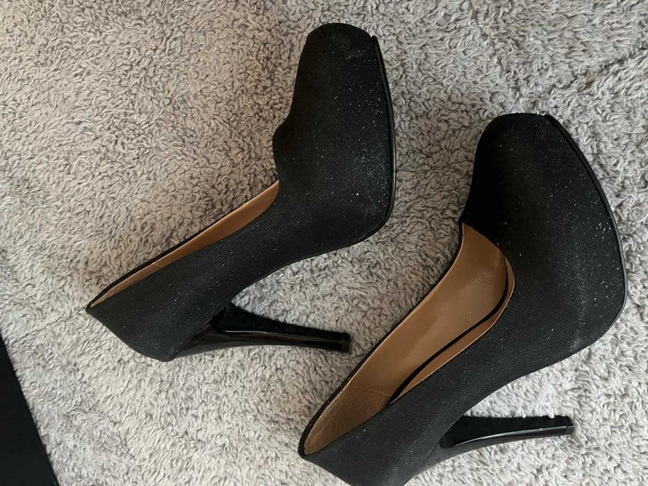 Официални обувки