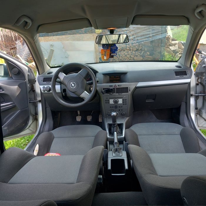 Opel astra H benzina