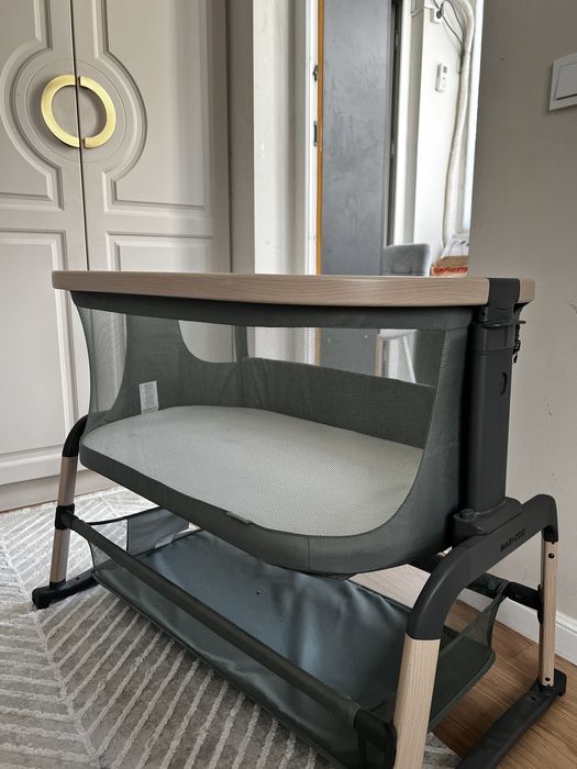 детский манеж Maxi-Cosi Iora Bedside Bassinet