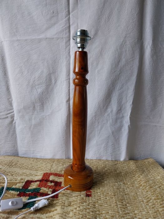 Lampa lemn masiv prun și salcam