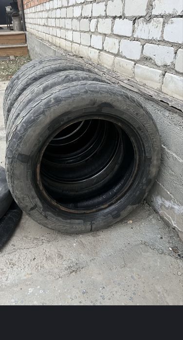 Шины р14 продам камер нету