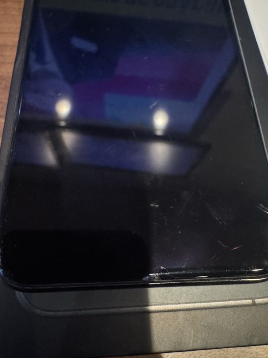 Iphone 11 pro max 64 G