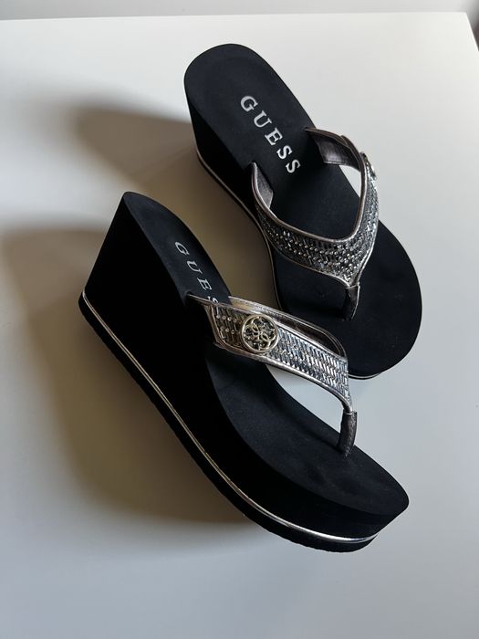 Guess чехли на платформа