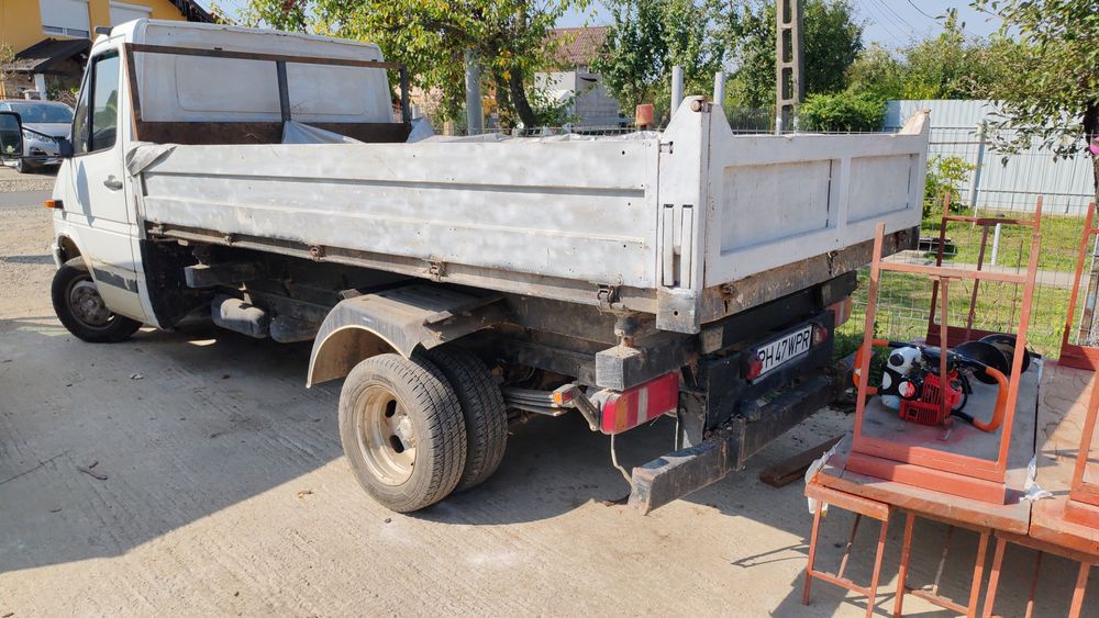 Mercedes-Benz Sprinter 1996 diesel, 4.851 € — imagine 2