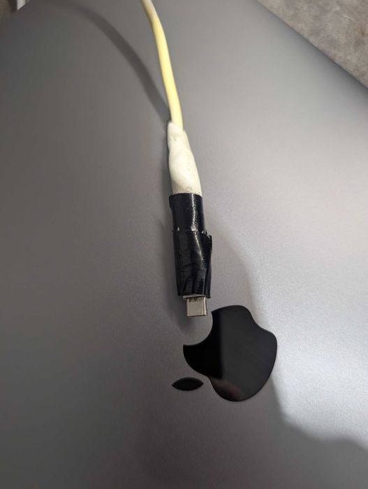 Macbook Pro 15 2016 i7 2,7Ghz 16RAM 1TB