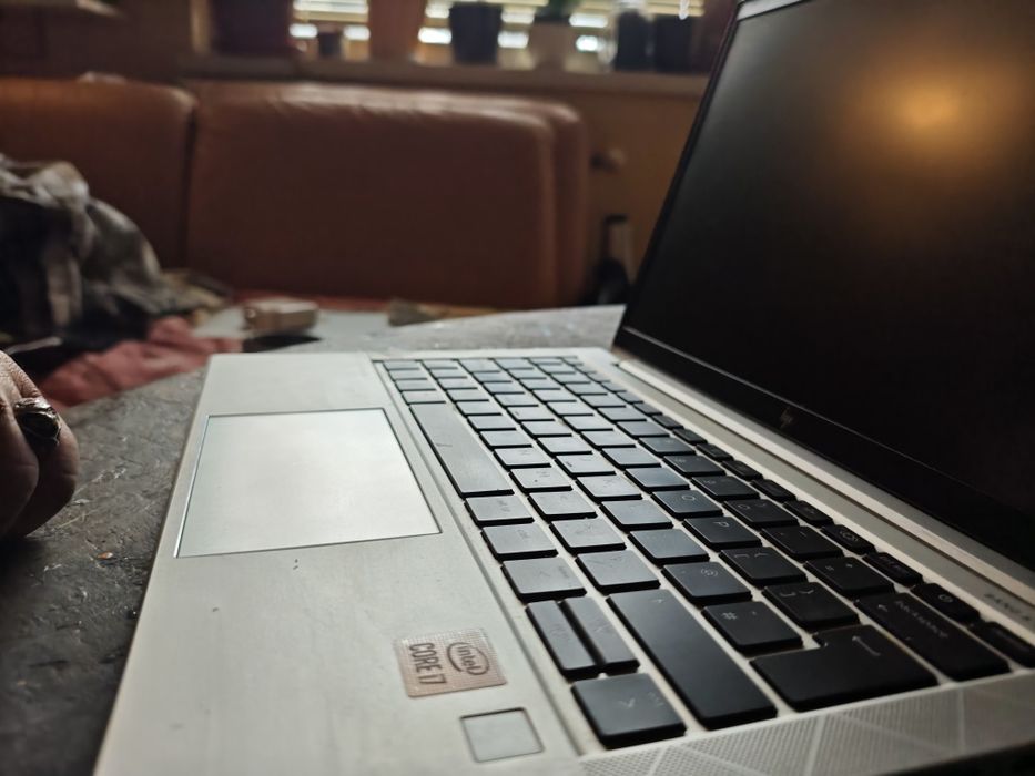 Лаптоп HP 13", 32 RAM, 400 GB SSD