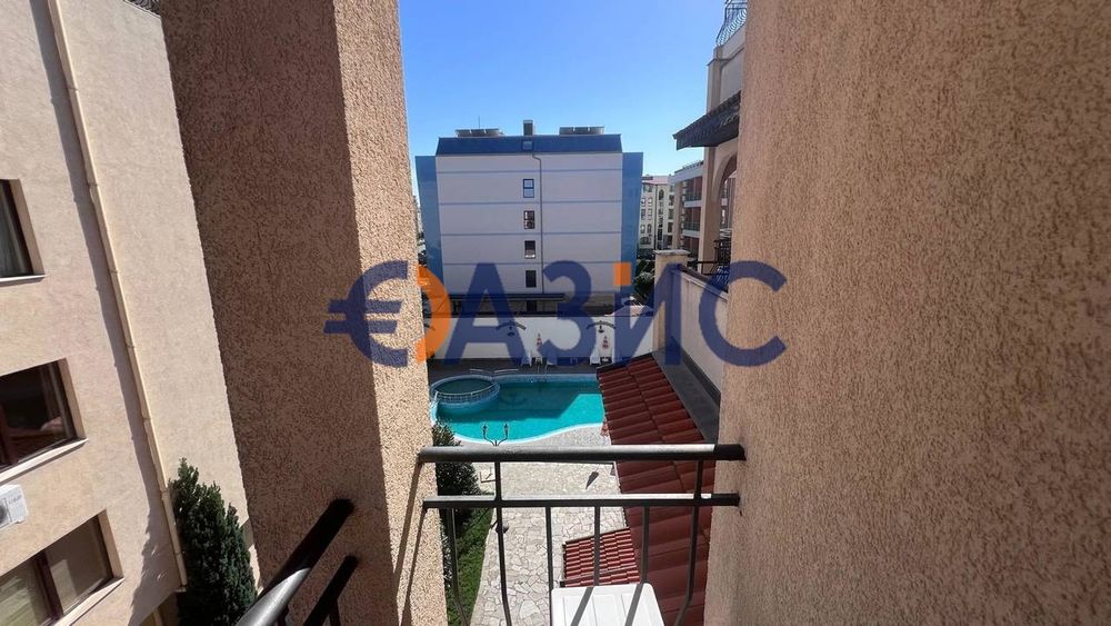 Продава се Тристаен апартамент в к.к. Слънчев бряг - 76 кв.м за 994 €/кв.м - Снимка #8