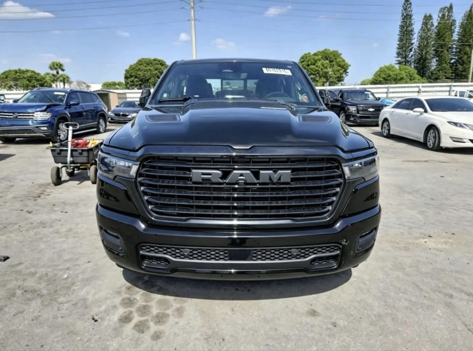Dodge Ram 1500 Laramie 2025 5 gen facelift НА ЧАСТИ ( 2025 2026 Фейслифт ) ( Додж Рам )